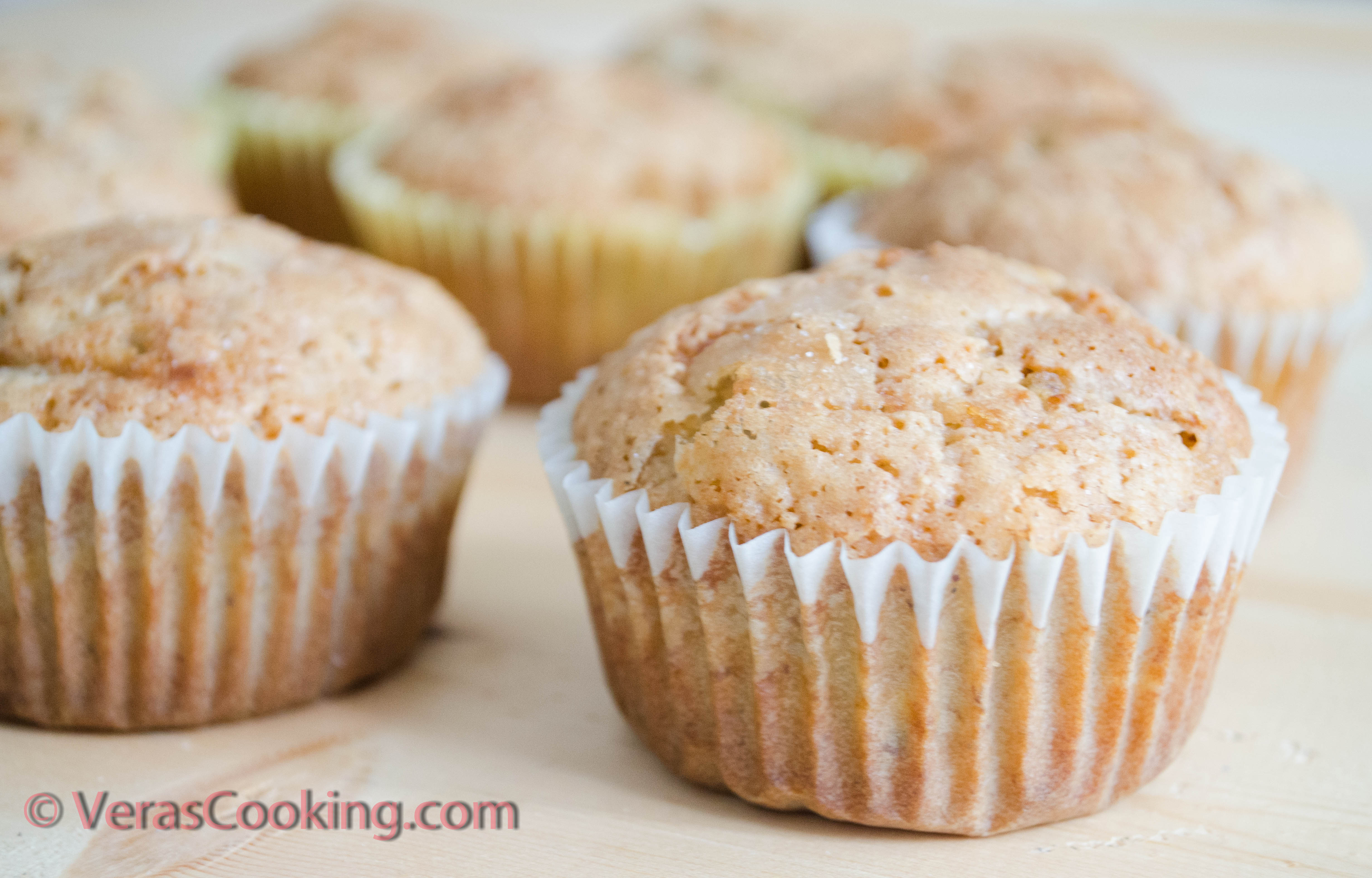 BANANA PECAN MUFFINS - Vera's Cooking